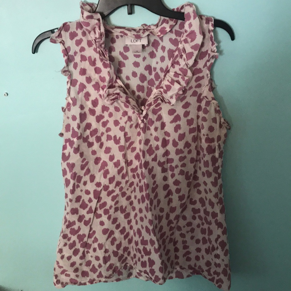 Loft pink spot top
